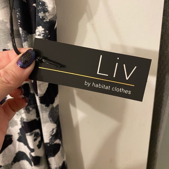 NWT Asymmetrical dress from Liv by Habitat - Picture 3 of 6